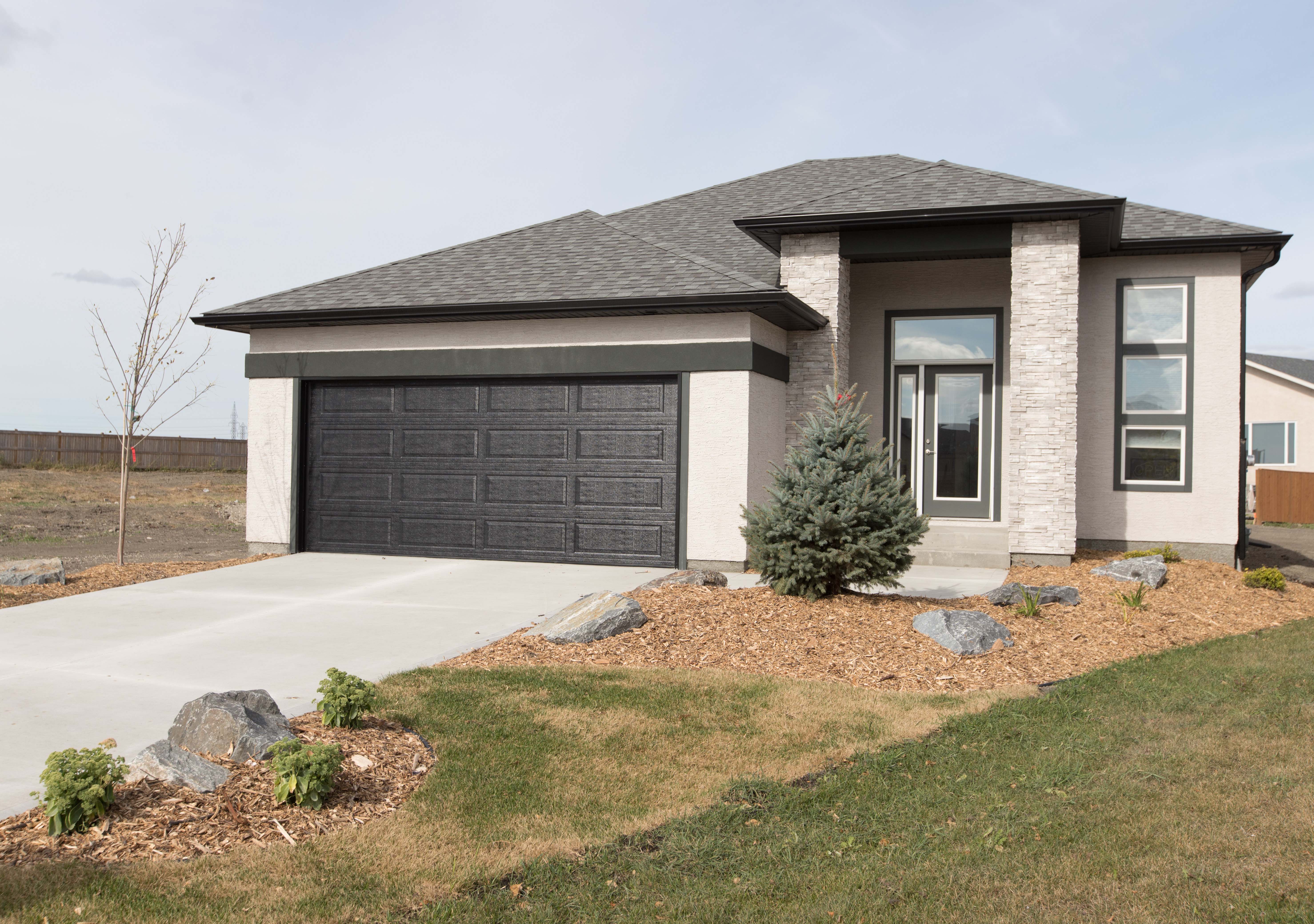 29 Lakebourne Place