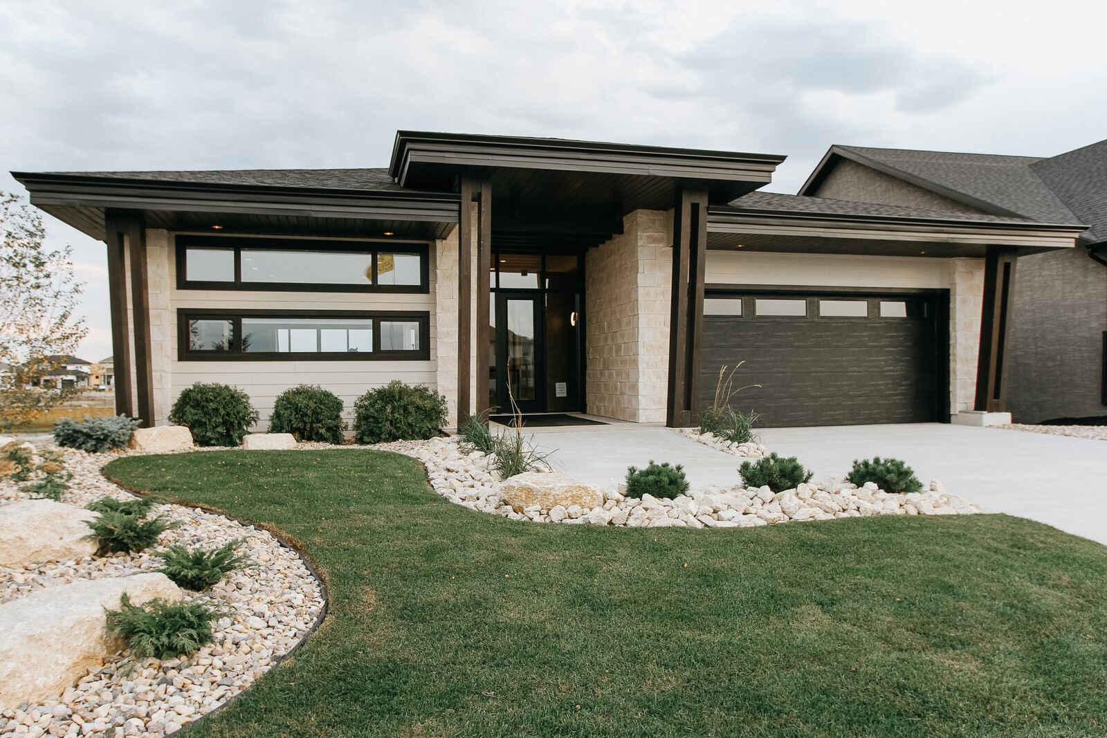 348 Willow Creek Road