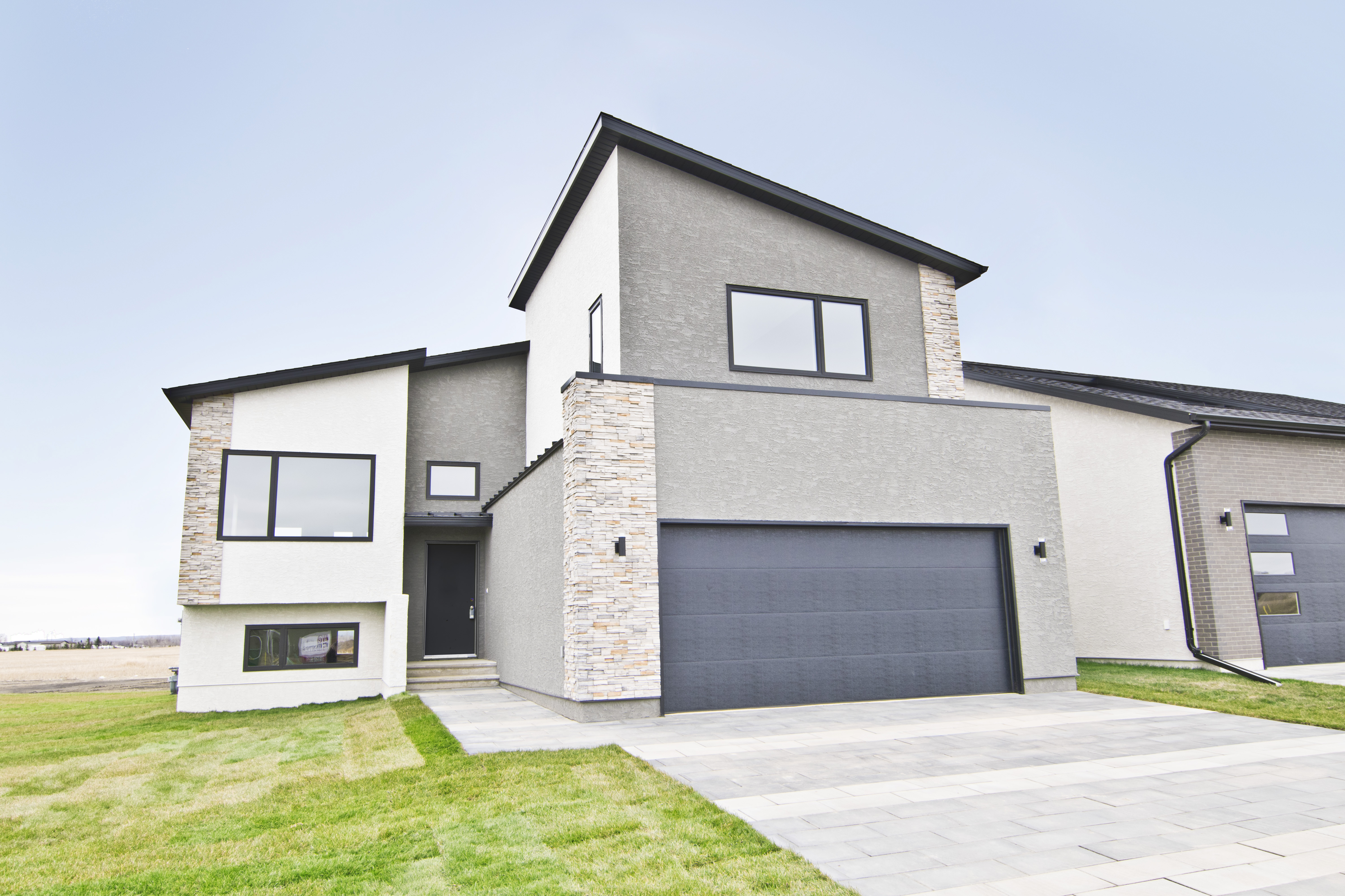 2 Chipperfield Drive