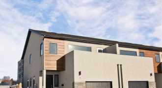 3 Valcourt Way