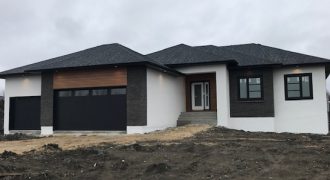 37 Woodbridge Drive