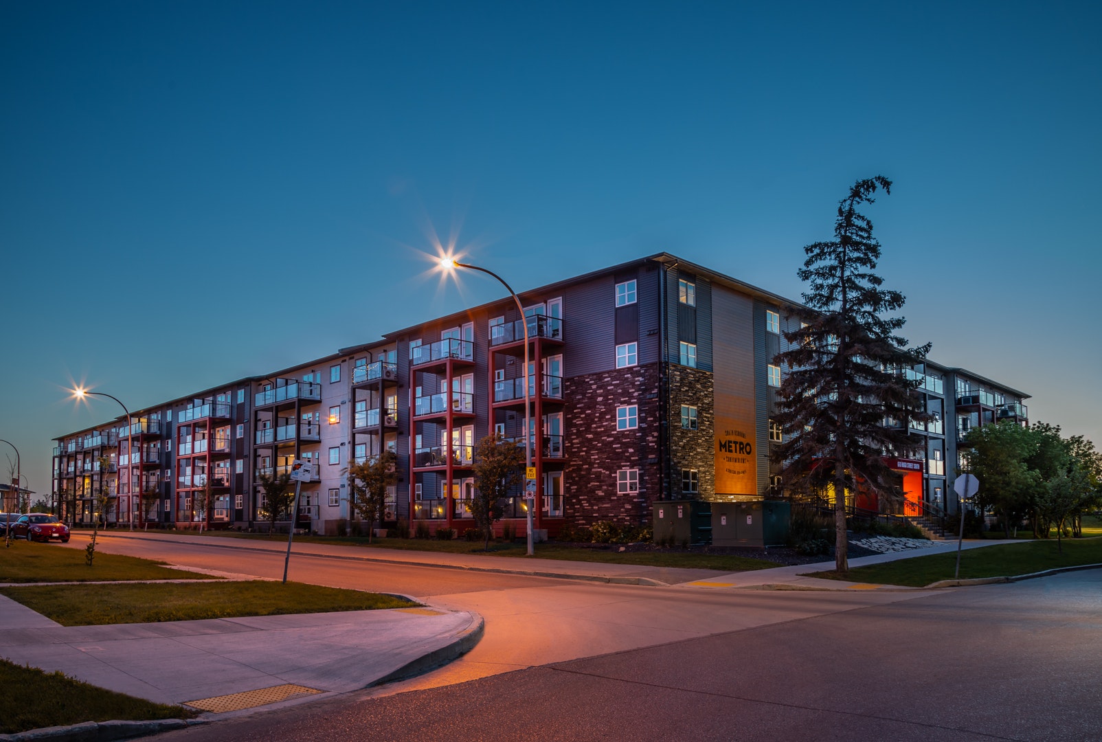 121-670 Hugo Street South