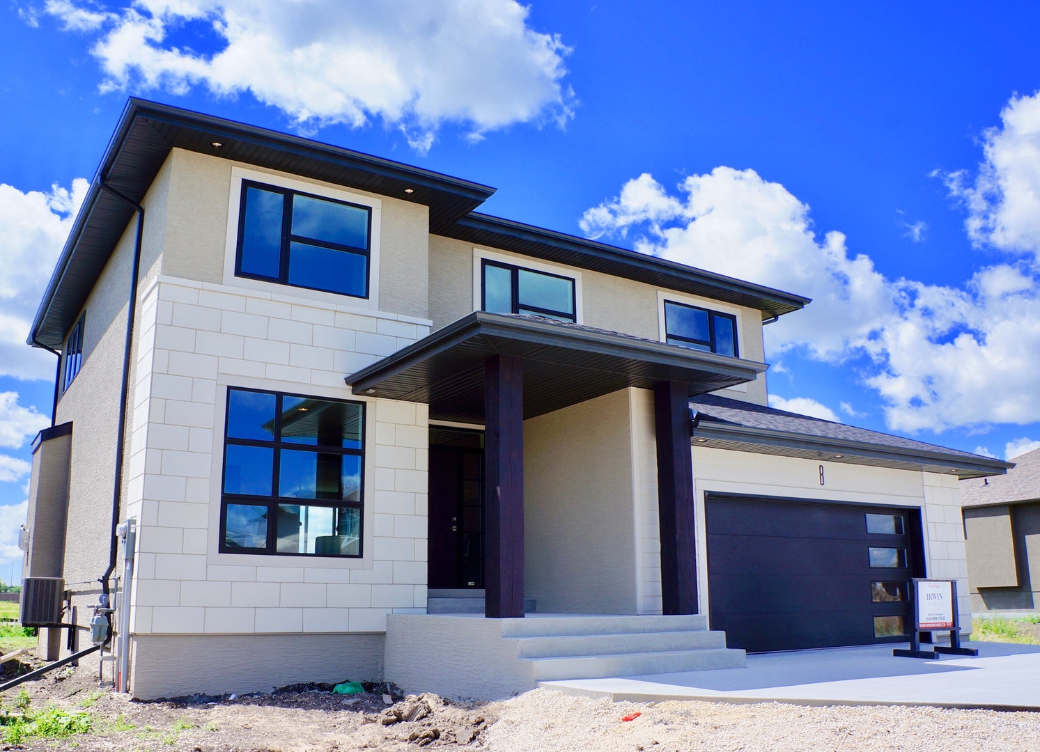 8 Sage Bush Lane