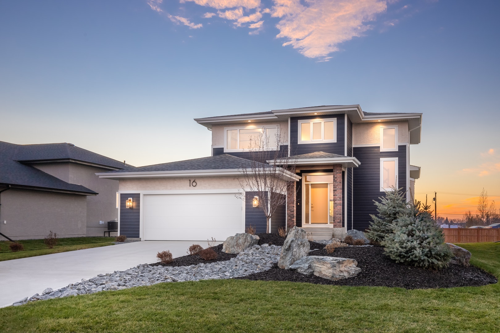 16 Fetterly Way