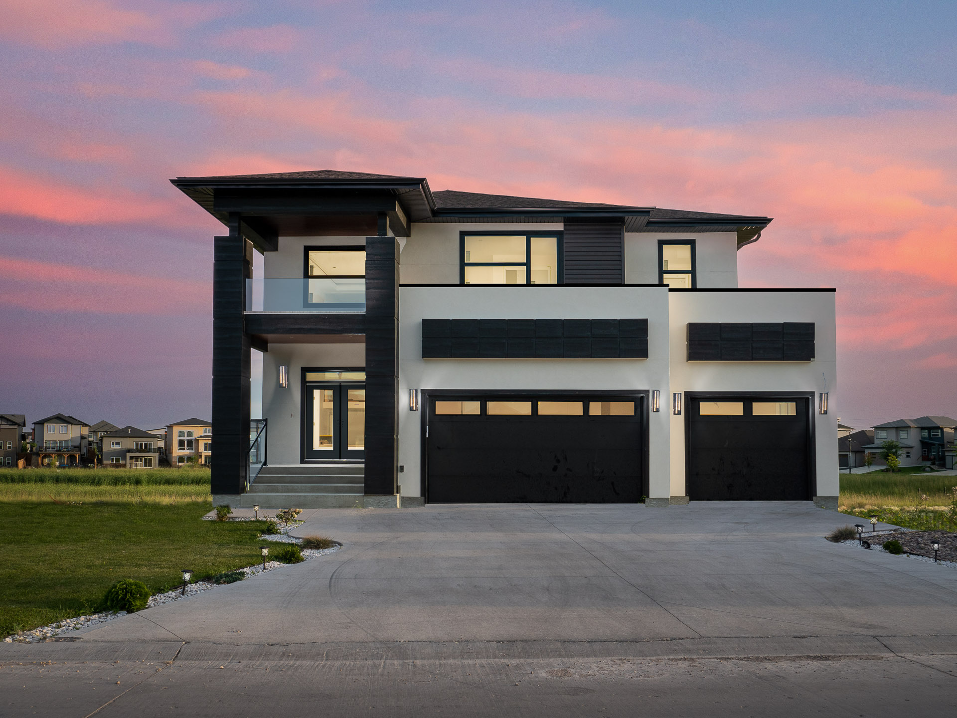 66 Bonaventure Drive West