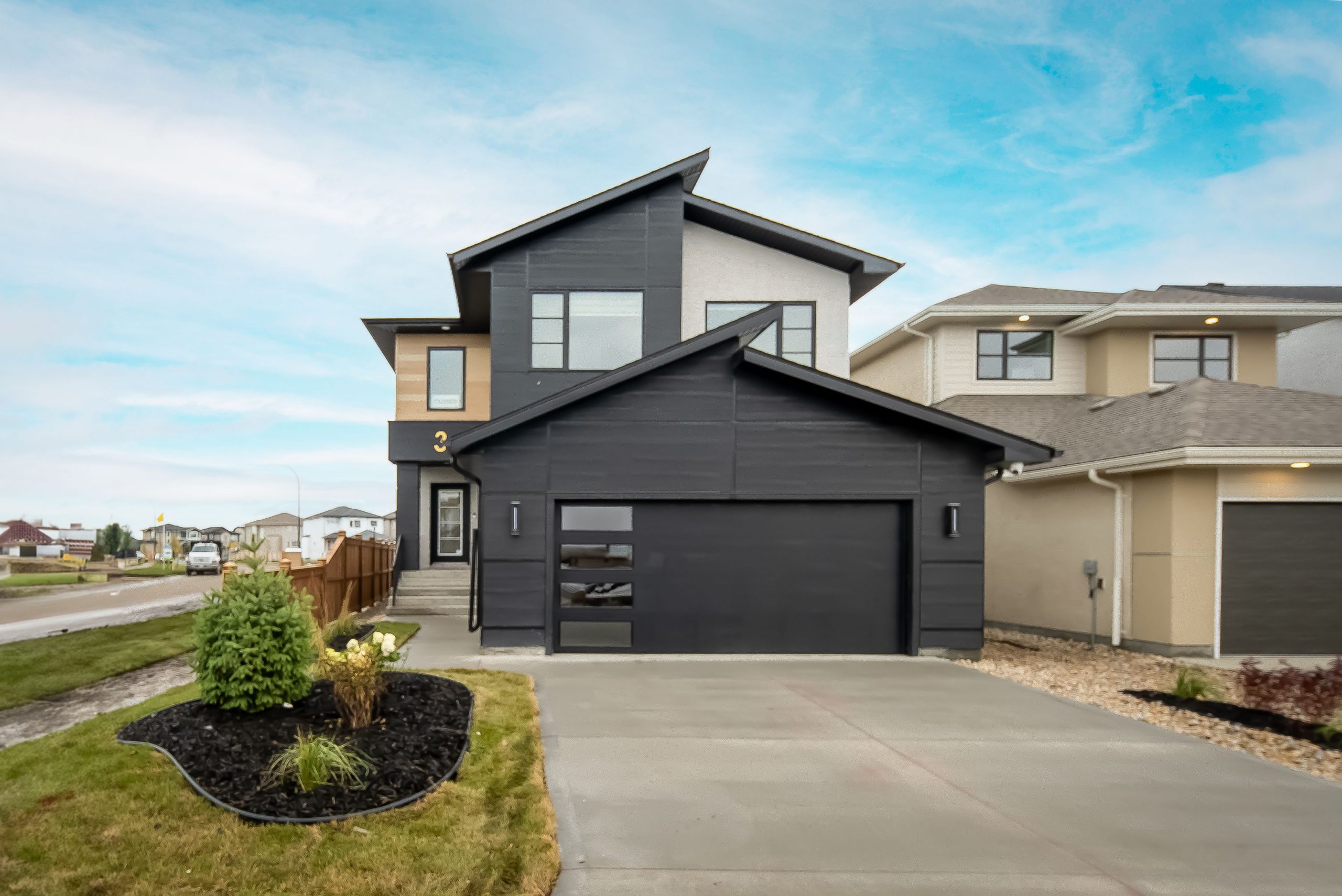 3 Lloyd McKinnon Way