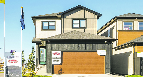 2 Ken Butchart Crescent