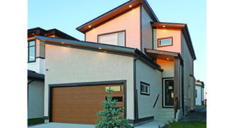 22 Ken Butchart Crescent