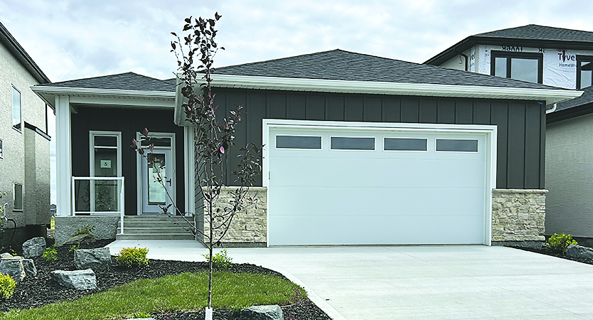 5 Woodland Way