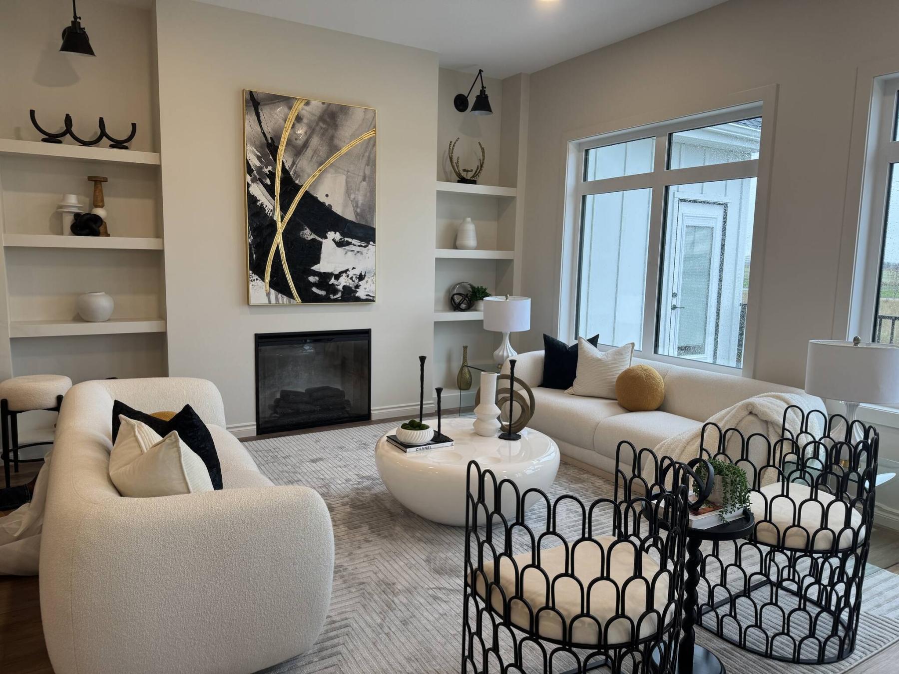 Show homes still open for visitors after the parade